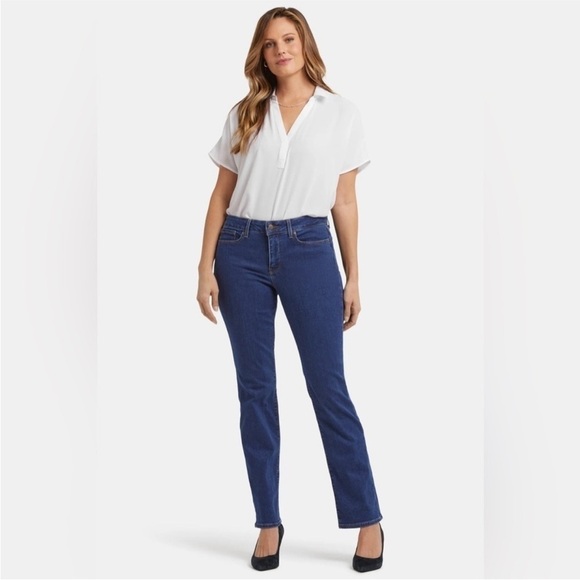 NYDJ Marilyn Straight Jeans Size 14 Short - Picture 1 of 8